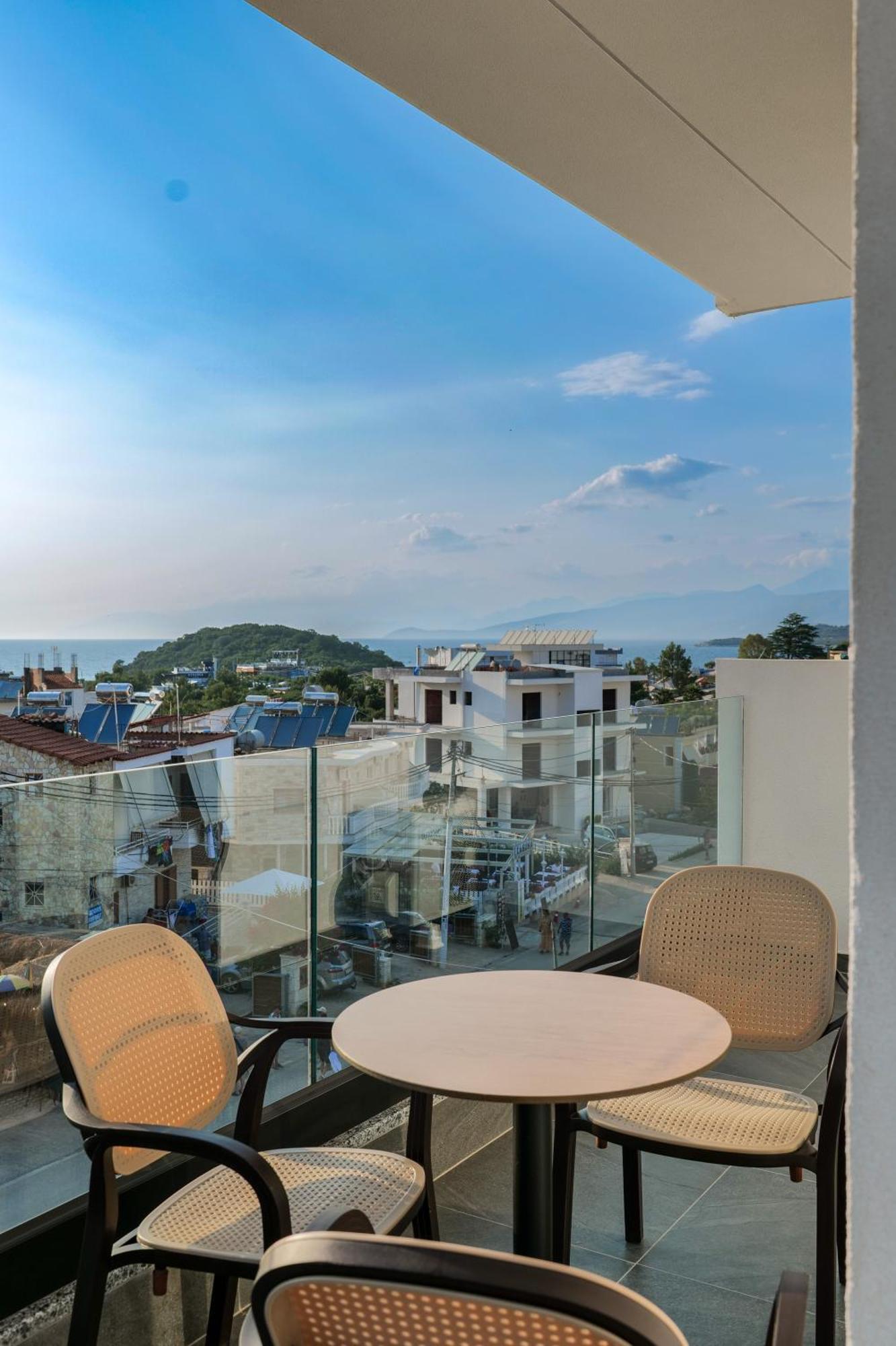 Koko Hotel คซามิล ภายนอก รูปภาพ